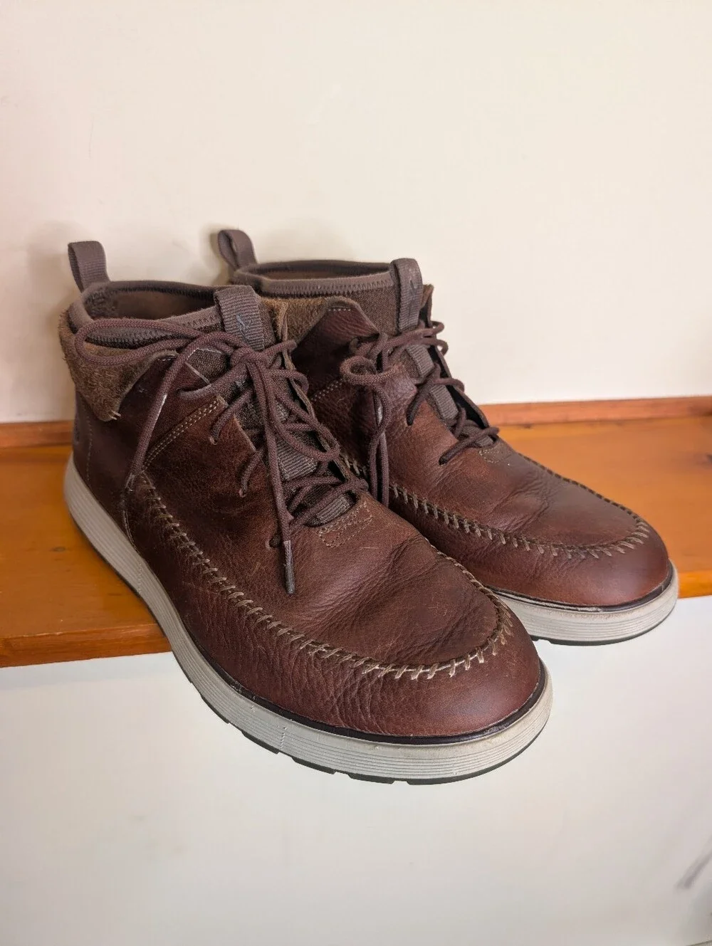 Chaco Brown Leather Moc Toe Chukka Boots Lace Up Suede Collar Mens Sz 10